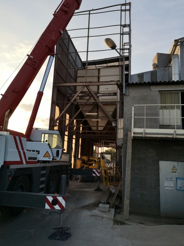 Série de silos double pour l'aliment animal