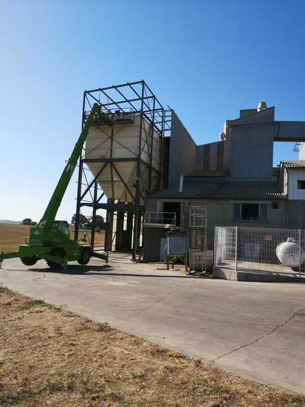 Série de silos double pour l'aliment animal