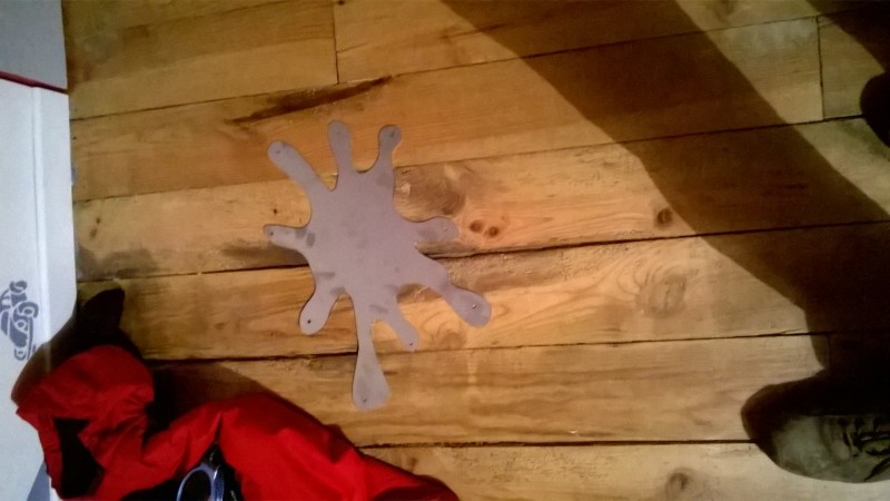 Habillage d'un trou dans un plancher ancien